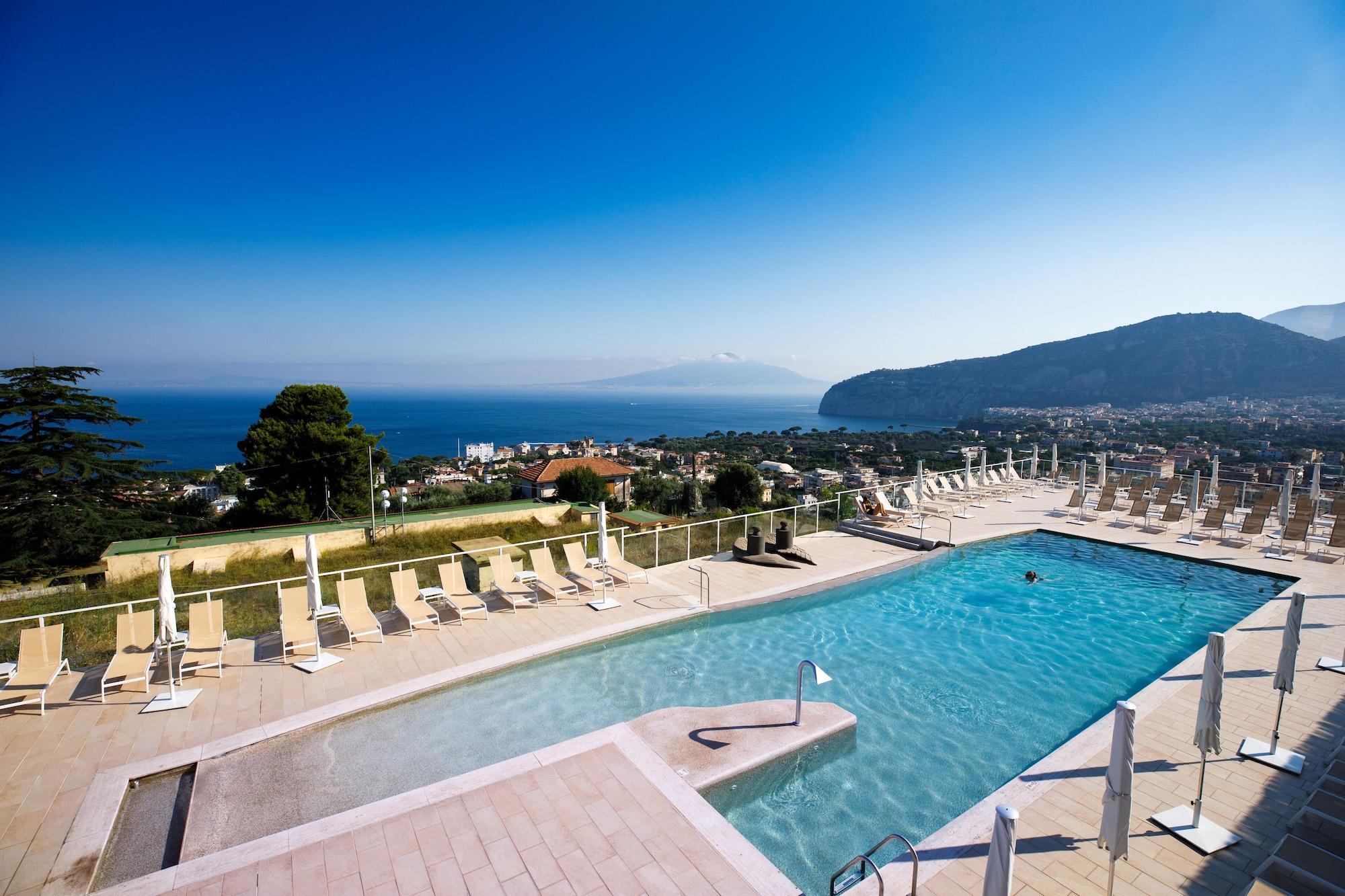 Art Hotel Gran Paradiso Sorrento Exterior foto